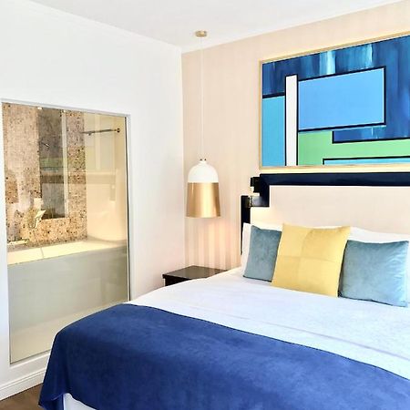 Luxury Apartments Mondrian Market Square III Warschau Exterior foto