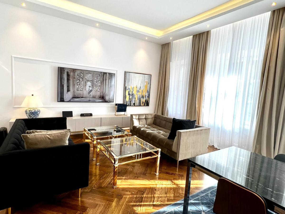 Luxury Apartments Mondrian Market Square III Warschau Exterior foto